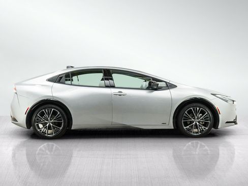Used 2026 Toyota Prius Limited w/ Limited Premium Package AWD/4WD image 6