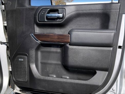 Used 2020 GMC Sierra 1500 SLT image 23