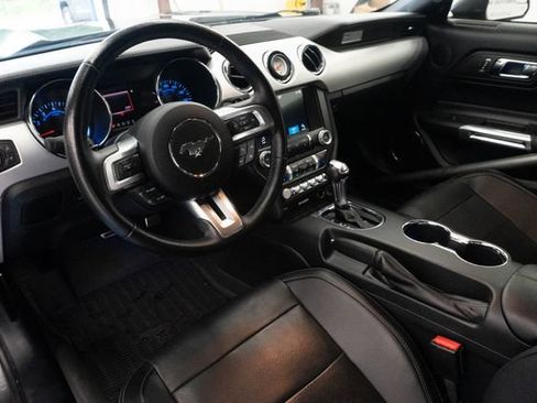 Used 2016 Ford Mustang GT Premium RWD image 5