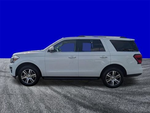 Used 2024 Ford Expedition Limited AWD/4WD image 7