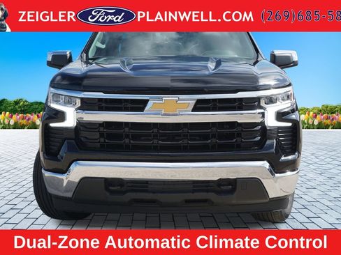 Used 2024 Chevrolet Silverado 1500 LT AWD/4WD image 8
