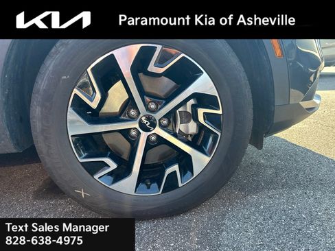 Certified 2025 Kia Sportage EX AWD/4WD image 5