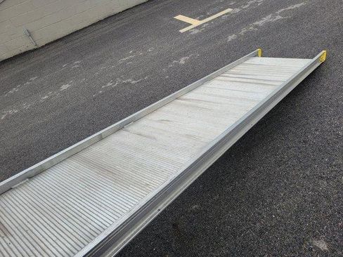 Used 2024 Ford E-350 and Econoline 350 Super Duty w/ Driver's Safety Package image 12