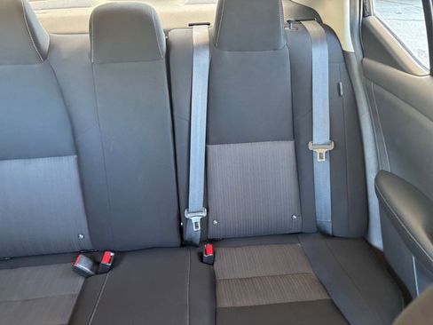 Used 2025 Nissan Sentra SV FWD image 37