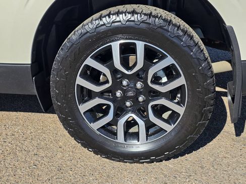 Used 2024 Ford Maverick Lariat w/ 4K Tow Package AWD/4WD image 33