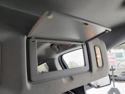 Used 2020 Chevrolet Tahoe 4WD image 36