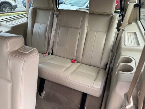 Used 2010 Ford Expedition EL Eddie Bauer image 21