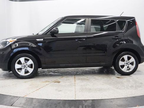 Used 2018 Kia Soul image 3