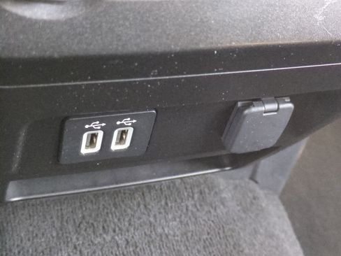 Used 2020 Ford F150 XLT w/ Trailer Tow Package image 27