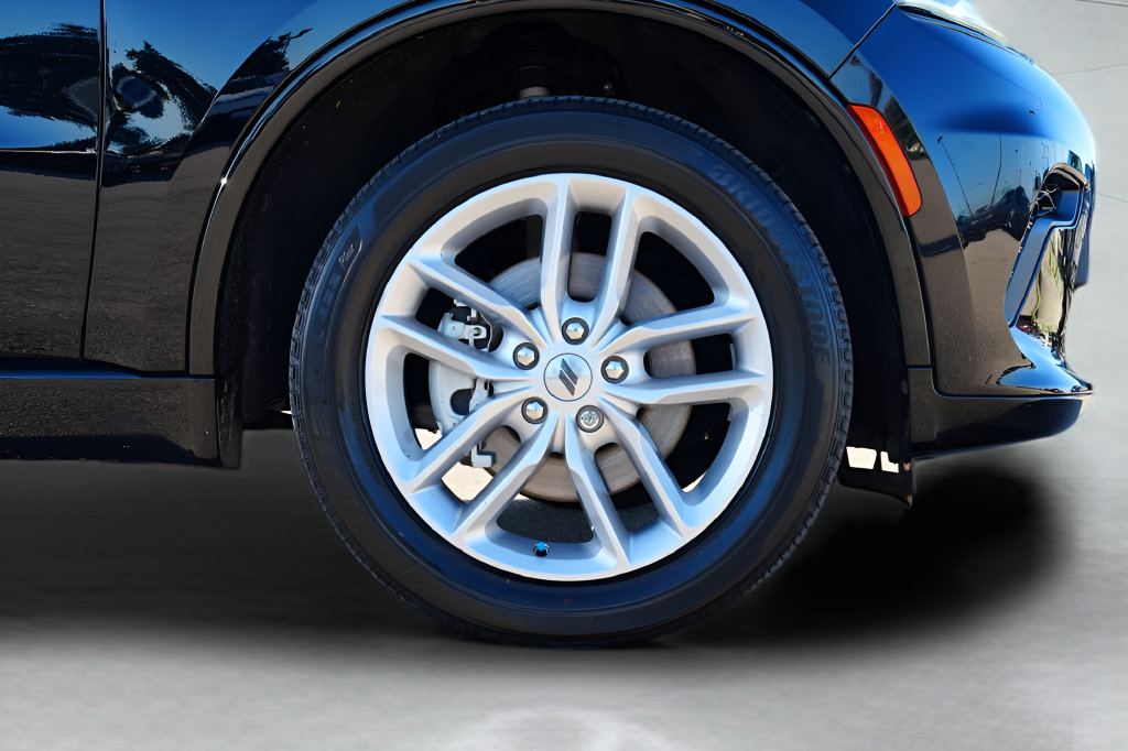 Used 2023 Dodge Durango GT AWD/4WD image 9