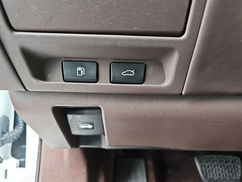 Used 2018 Lexus LS 500 AWD image 26