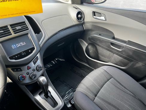 Used 2015 Chevrolet Sonic LT image 16