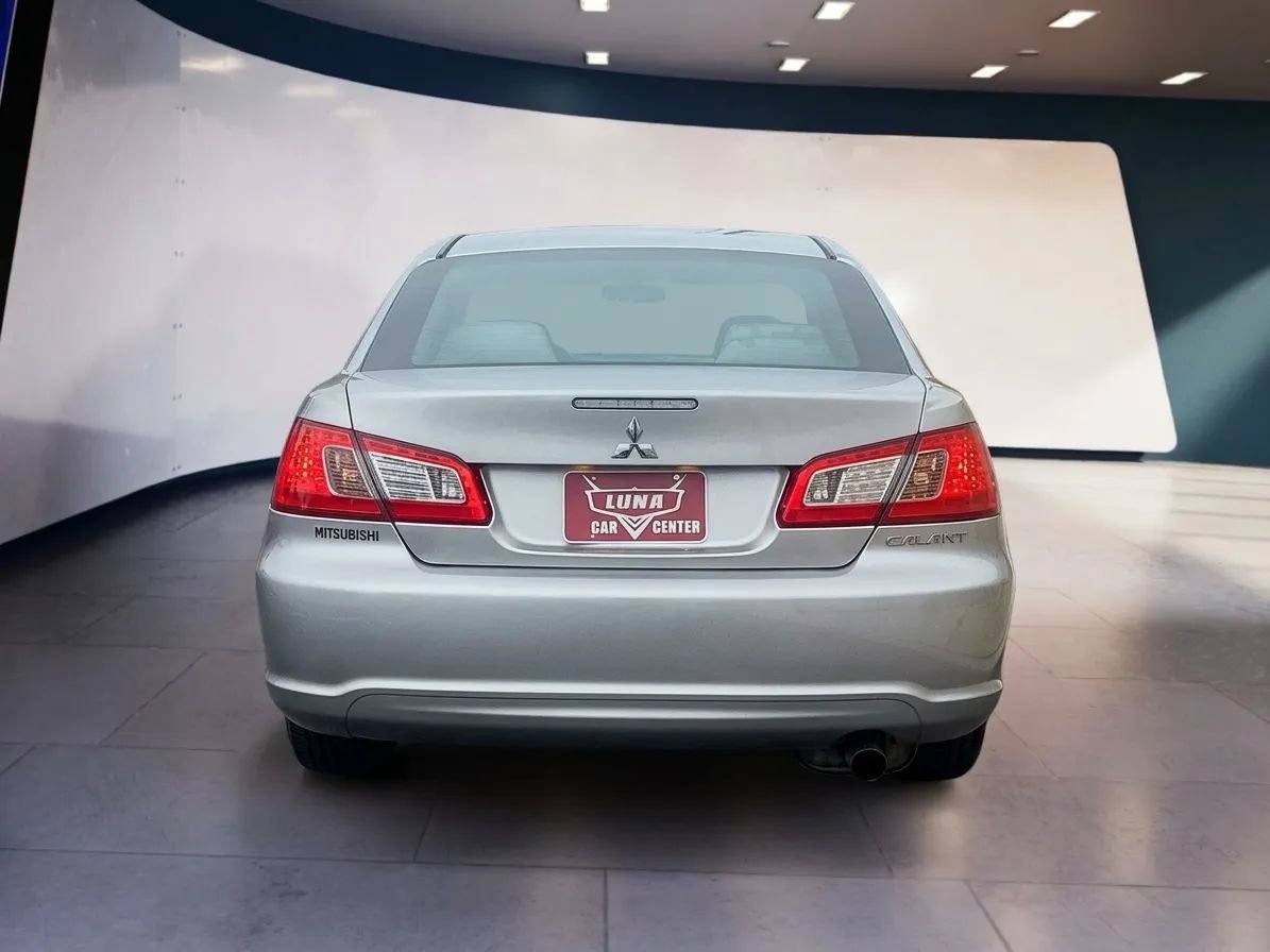 Used 2011 Mitsubishi Galant ES FWD image 4