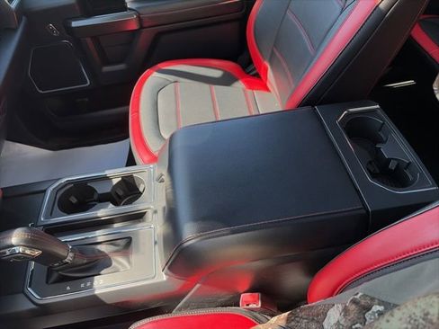 Used 2019 Ford F150 Lariat image 19