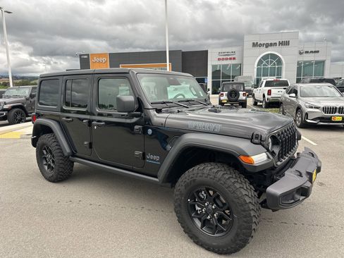 Used 2025 Jeep Wrangler Unlimited Sport S 4xe image 7