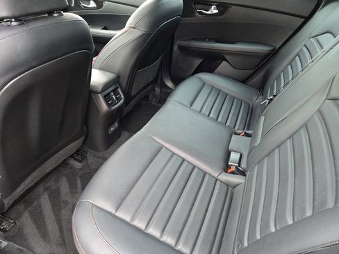 Used 2022 Kia Forte GT image 38