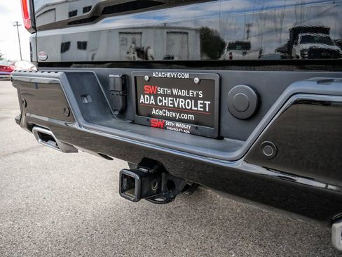 Used 2025 GMC Sierra 1500 AT4 w/ Technology Package image 14