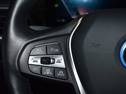 Certified 2024 BMW i4 xDrive40i w/ Premium Package image 9