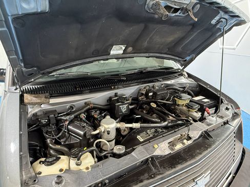 Used 1990 Chevrolet Astro LT image 52