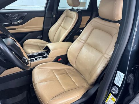 Used 2022 Lincoln Corsair Reserve w/ Elements Package image 13