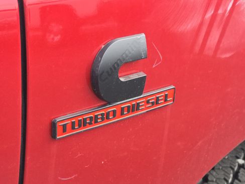 New 2026 RAM 2500 Laramie AWD/4WD image 12