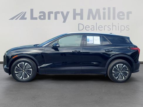 Used 2024 Chevrolet Blazer EV LT AWD/4WD image 2