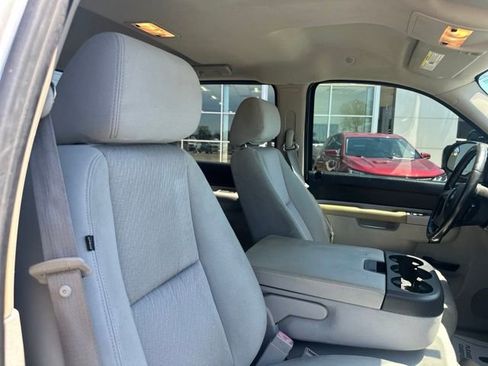 Used 2010 Chevrolet Silverado 1500 LT w/ Power Pack Plus RWD image 8