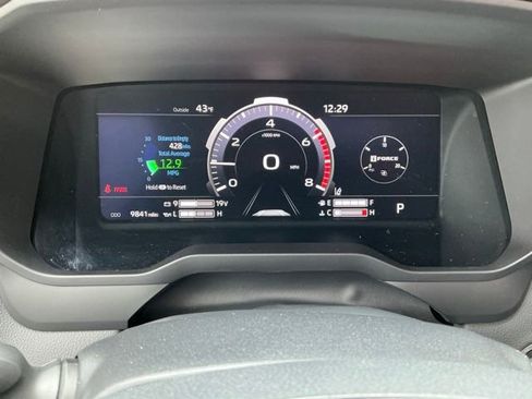 Used 2024 Toyota Tundra Limited image 31