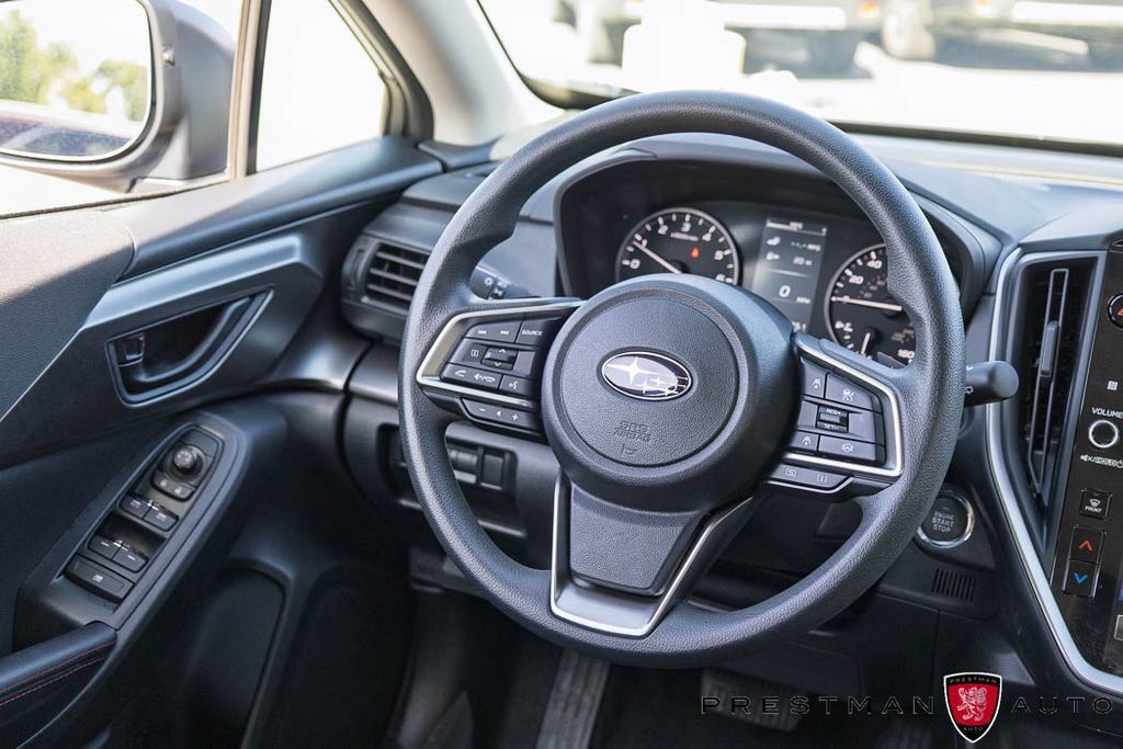 Used 2025 Subaru Impreza 2.0i Sport AWD/4WD image 32