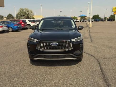 Used 2024 Ford Escape Active AWD/4WD image 3