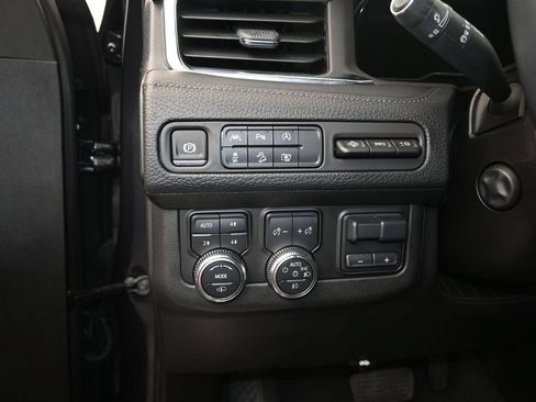 Used 2024 GMC Yukon Denali w/ Max Trailering Package AWD/4WD image 13