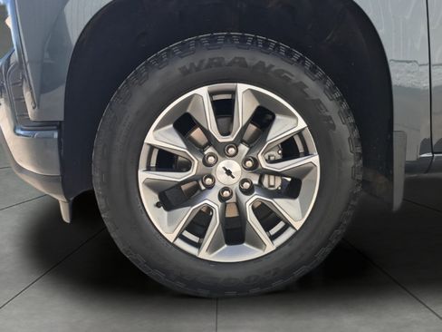Certified 2022 Chevrolet Silverado 1500 RST AWD/4WD image 60