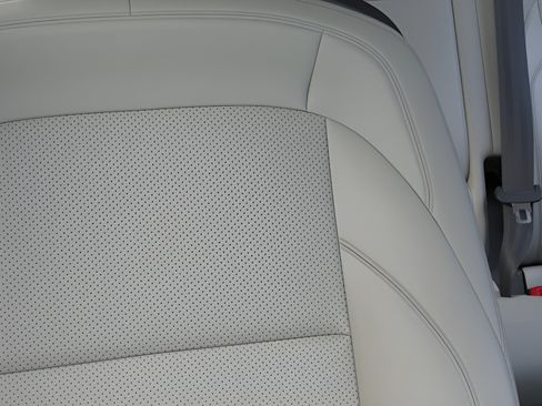 New 2026 Lincoln Nautilus Premier w/ Equipment Group 102A AWD/4WD image 16