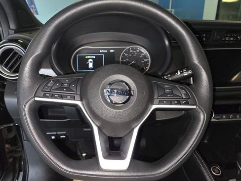 Used 2019 Nissan Kicks SV w/ Exterior Package FWD image 14