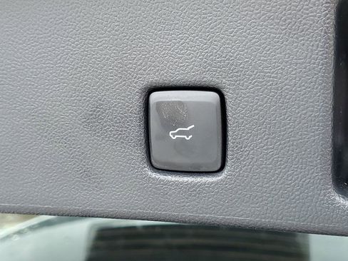 Used 2023 Ford Escape ST-Line Select w/ Tech Pack #2 image 9