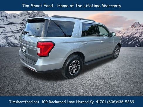 Used 2024 Ford Expedition XLT image 5