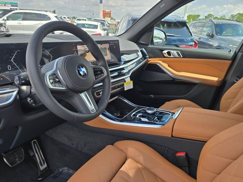 New 2026 BMW X5 xDrive40i w/ M Sport Package AWD/4WD image 16