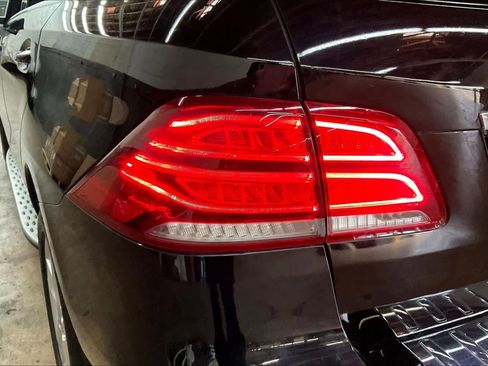 Used 2018 Mercedes-Benz GLE 350 image 32