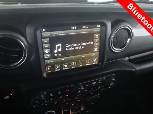 Used 2023 Jeep Wrangler Unlimited Sahara w/ Cold Weather Group AWD/4WD image 22