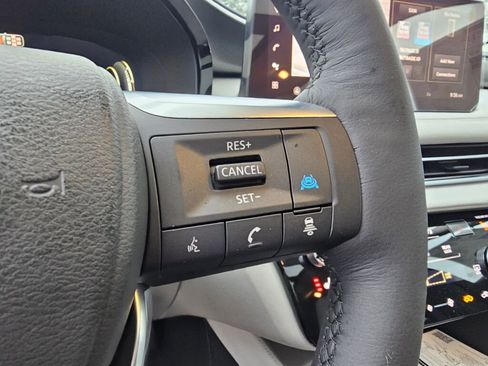 New 2026 INFINITI QX60 Luxe image 32