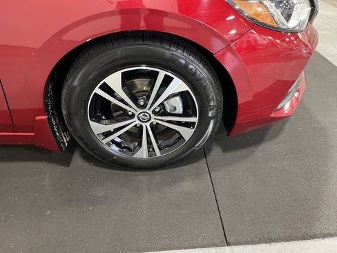 Used 2020 Nissan Sentra SV image 12