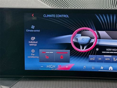 Used 2025 BMW M240i xDrive Coupe w/ Premium Package image 20