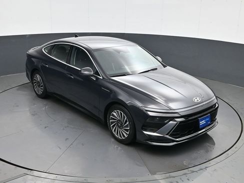 Certified 2025 Hyundai Sonata SEL image 15