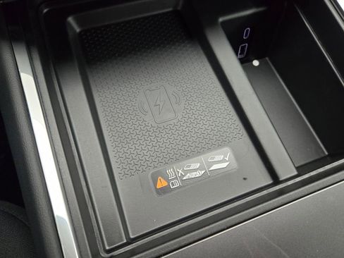 New 2026 GMC Acadia Elevation image 7