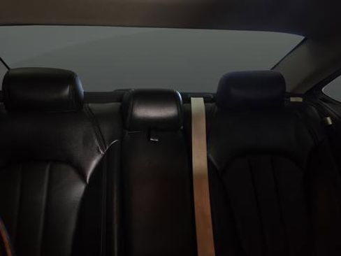 Used 2015 Chrysler 200 Limited w/ Convenience Group FWD image 25