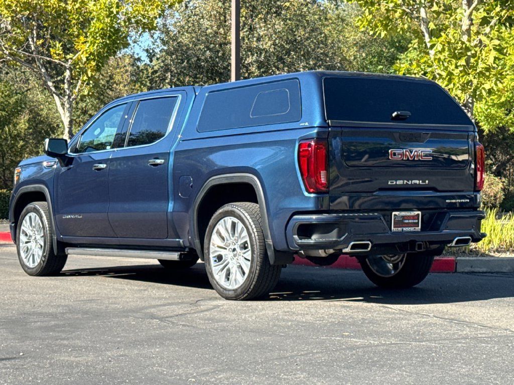 Used 2022 GMC Sierra 1500 Denali w/ Denali Premium Package AWD/4WD image 7