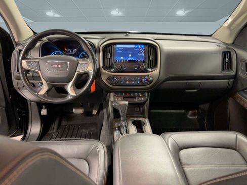 Used 2021 GMC Canyon Denali image 15