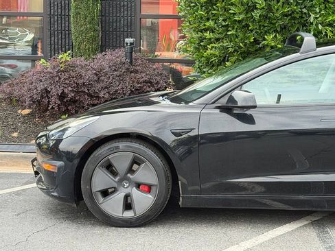 Used 2021 Tesla Model 3 Standard Range Plus RWD image 10