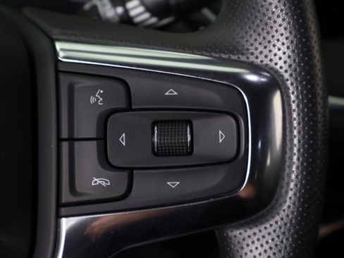 Used 2025 Chevrolet Blazer LT AWD/4WD image 39