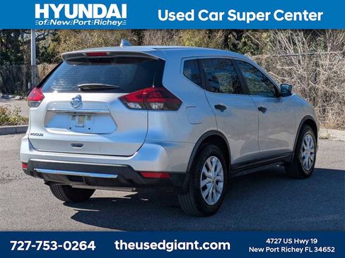 Used 2020 Nissan Rogue S image 5